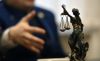Адвокат по уголовным делам